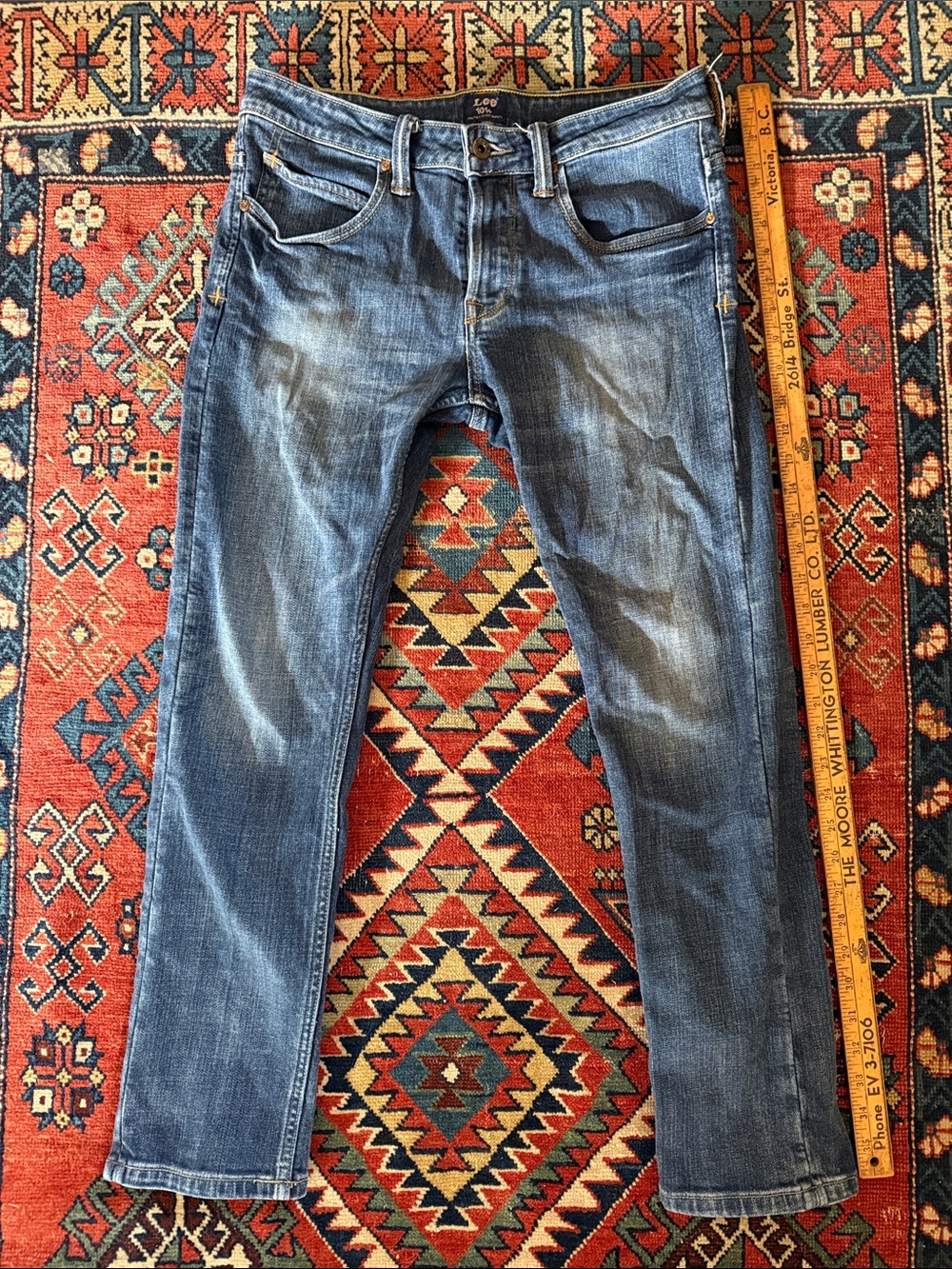 Lee Hair on Hide Patch 101+ Straight Jeans in Medium Blue Wash 30”x27”
